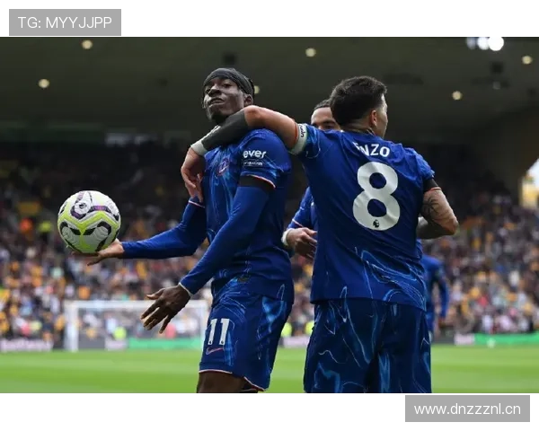 赖斯与比苏马:英超顶级防守中场的拦截覆盖与组织差异分析