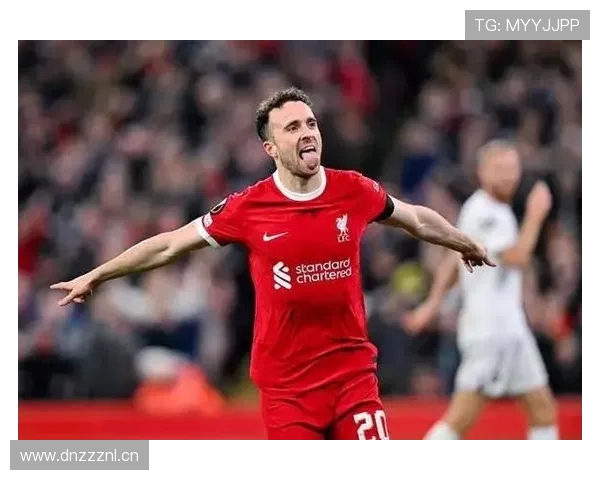 杜埃 vs 维尔茨:组织能力与中场控制力差距在哪 杜埃 vs 维尔茨:组织能力与中场控制力差距在哪